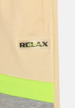 Vingino Rio - Shorts - Gleam Vanilla -Vingino 1f14cb87cd074f1289eba9ac4084f242