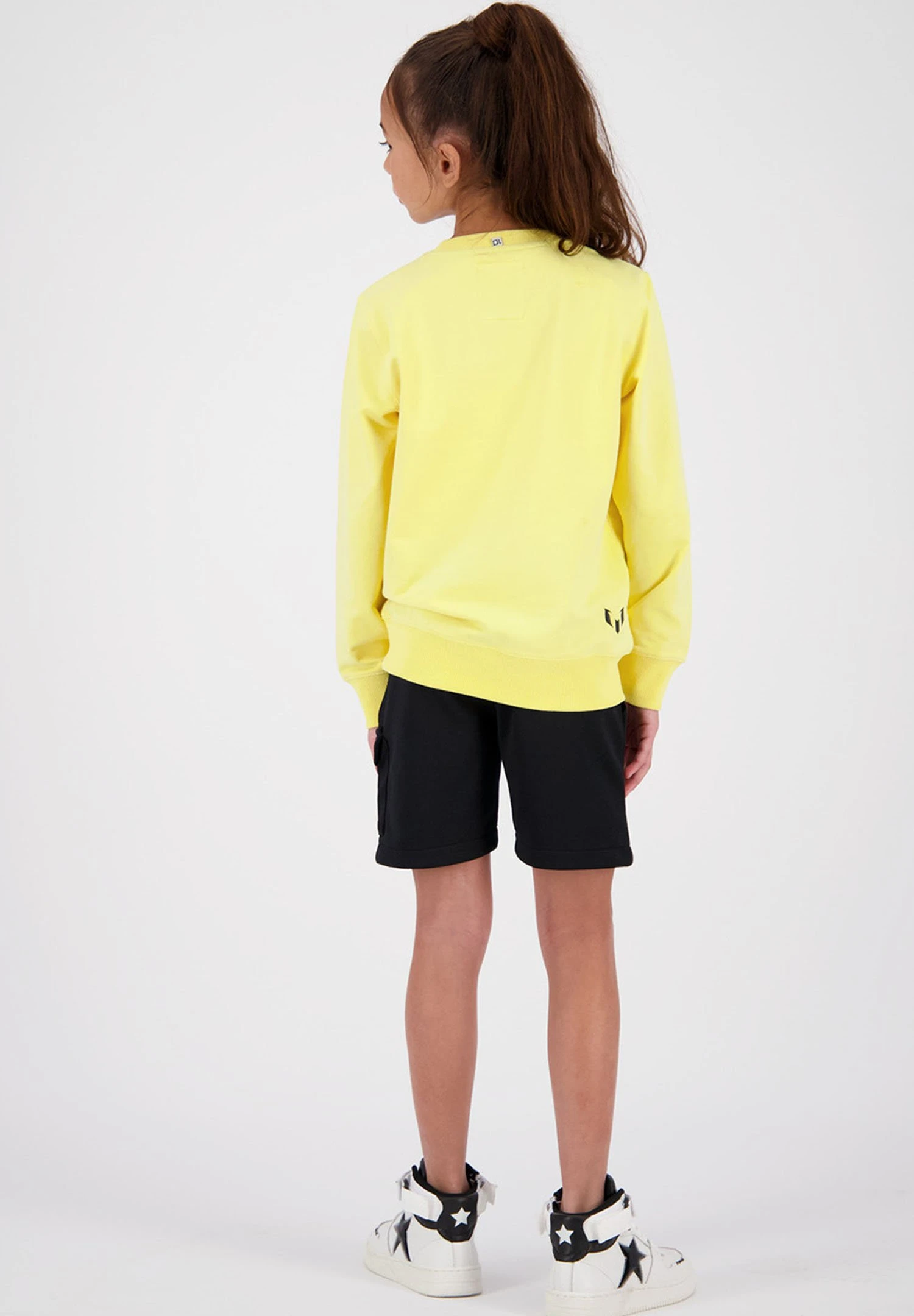 Vingino Logo-Crew-Messi - Sweater - Soft Yellow. 2 Vingino Logo-Crew-Messi - Sweater - Soft Yellow. - Afbeelding 2