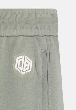 Vingino Reynaldo - Trainingsbroek - Mineral Mint 5 Vingino Reynaldo - Trainingsbroek - Mineral Mint -Vingino 5a18098be7b24a6494d925f36e74ba56