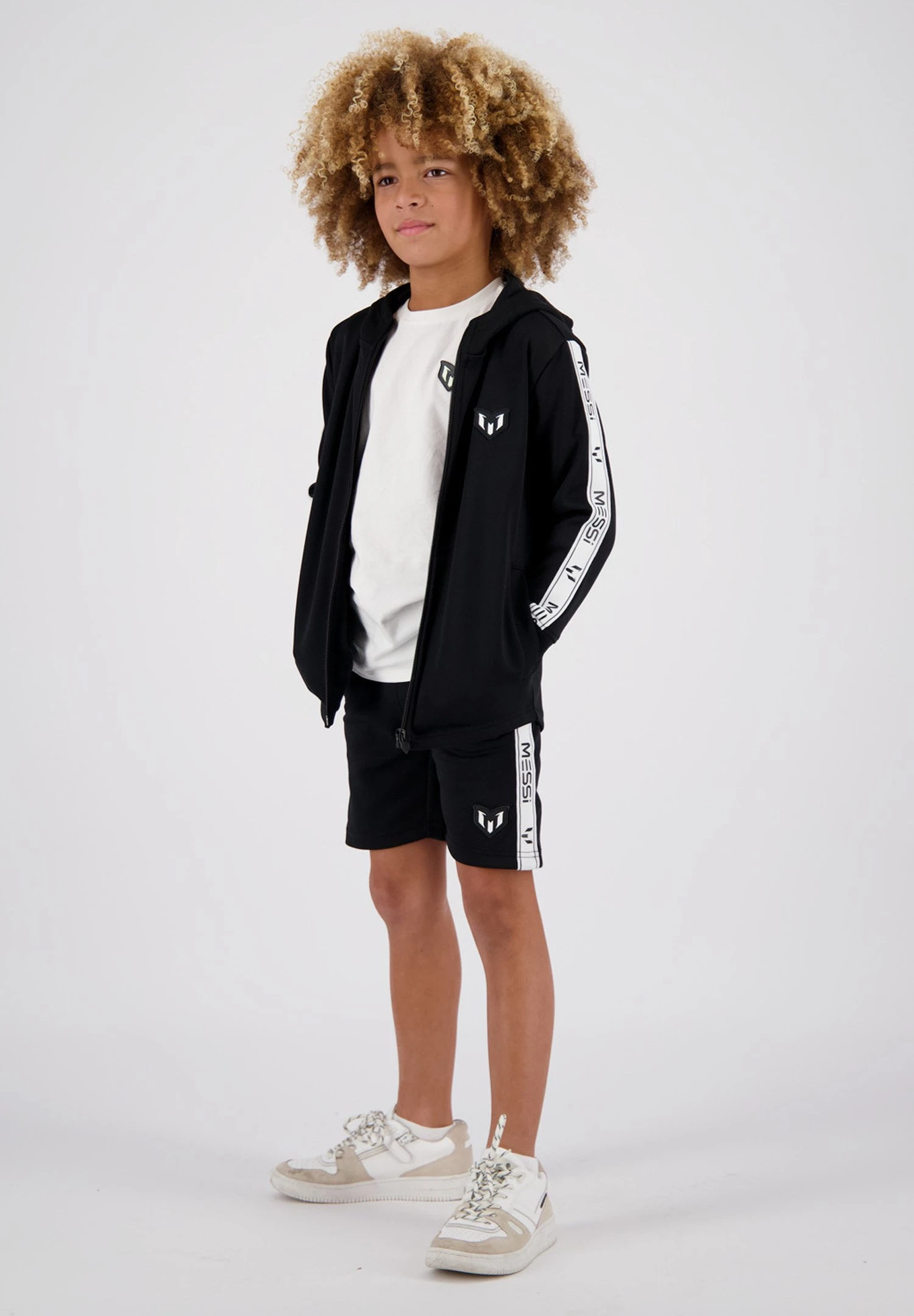 Vingino Sweater Met Rits - Deep Black 1 Vingino Sweater Met Rits - Deep Black