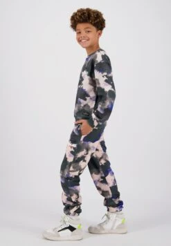 Vingino Naros - Sweater - Deep Black 7 Vingino Naros - Sweater - Deep Black -Vingino 8ed9a50293584a3293ff4bb224131046