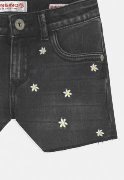 Vingino Dafina Flower - Jeansshort - Black Vintage 5 Vingino Dafina Flower - Jeansshort - Black Vintage -Vingino 955b7f39262a431b8b4876418951d31d