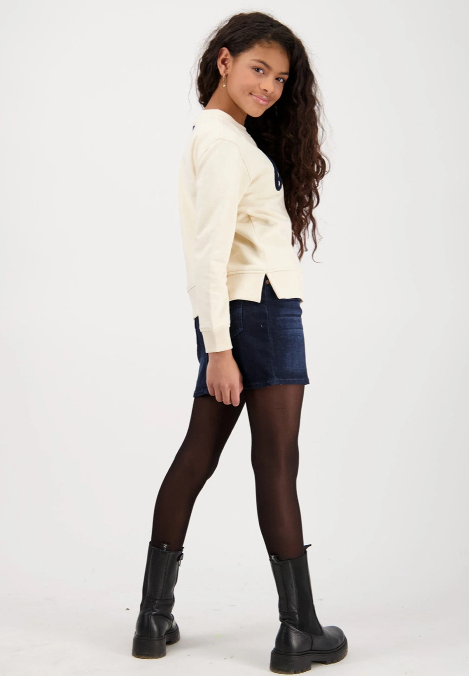 Vingino Nieka - Sweater - Oat Sand 2 Vingino Nieka - Sweater - Oat Sand - Afbeelding 2