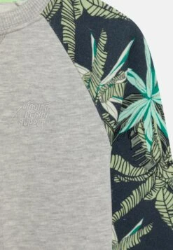 Vingino Nolof - Sweater - Beach Green 5 Vingino Nolof - Sweater - Beach Green -Vingino e355310b4b5745aa93da17459b3ef332